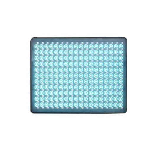 amaran P60c เป็นแผง LED แบบ RGBWW